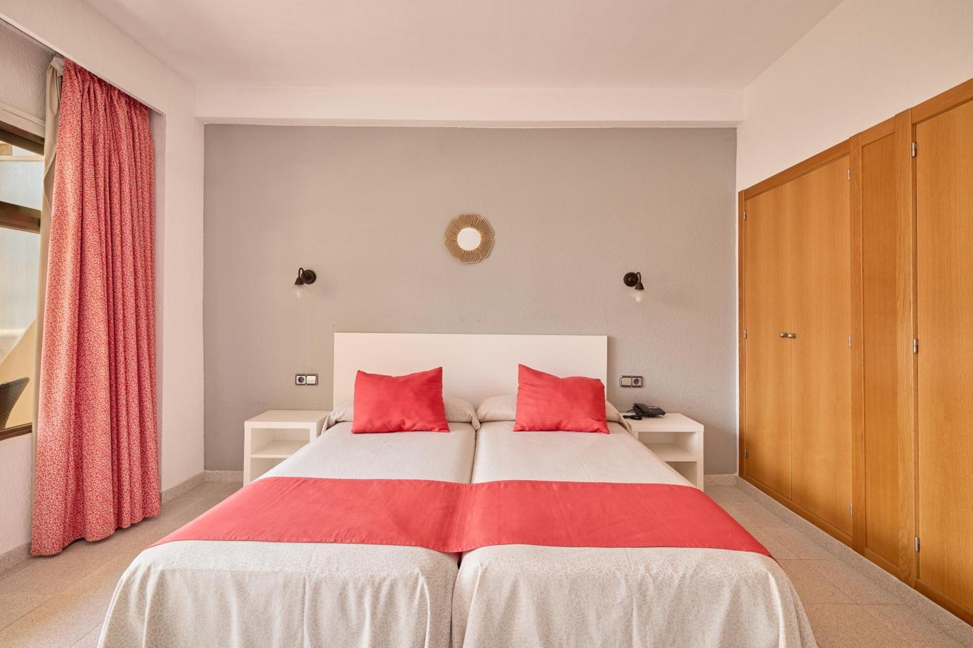Apartamentos Isla Del Sol Can Pastilla  Zewnętrze zdjęcie