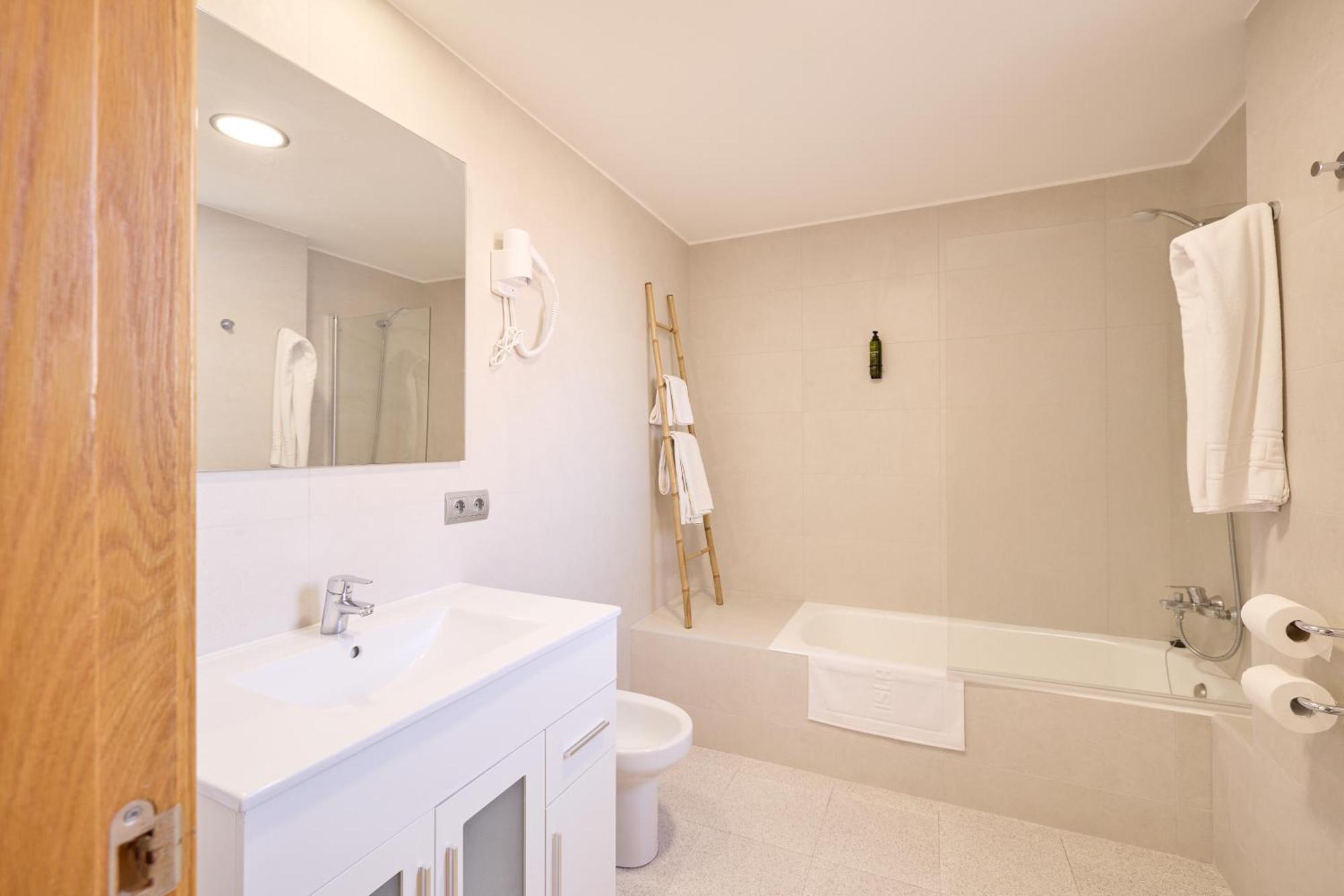 Apartamentos Isla Del Sol Can Pastilla  Zewnętrze zdjęcie